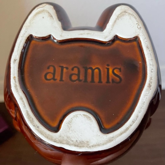 Aramis Brown Bear Cookie Jar Glossy Finish - Picture 6 of 6